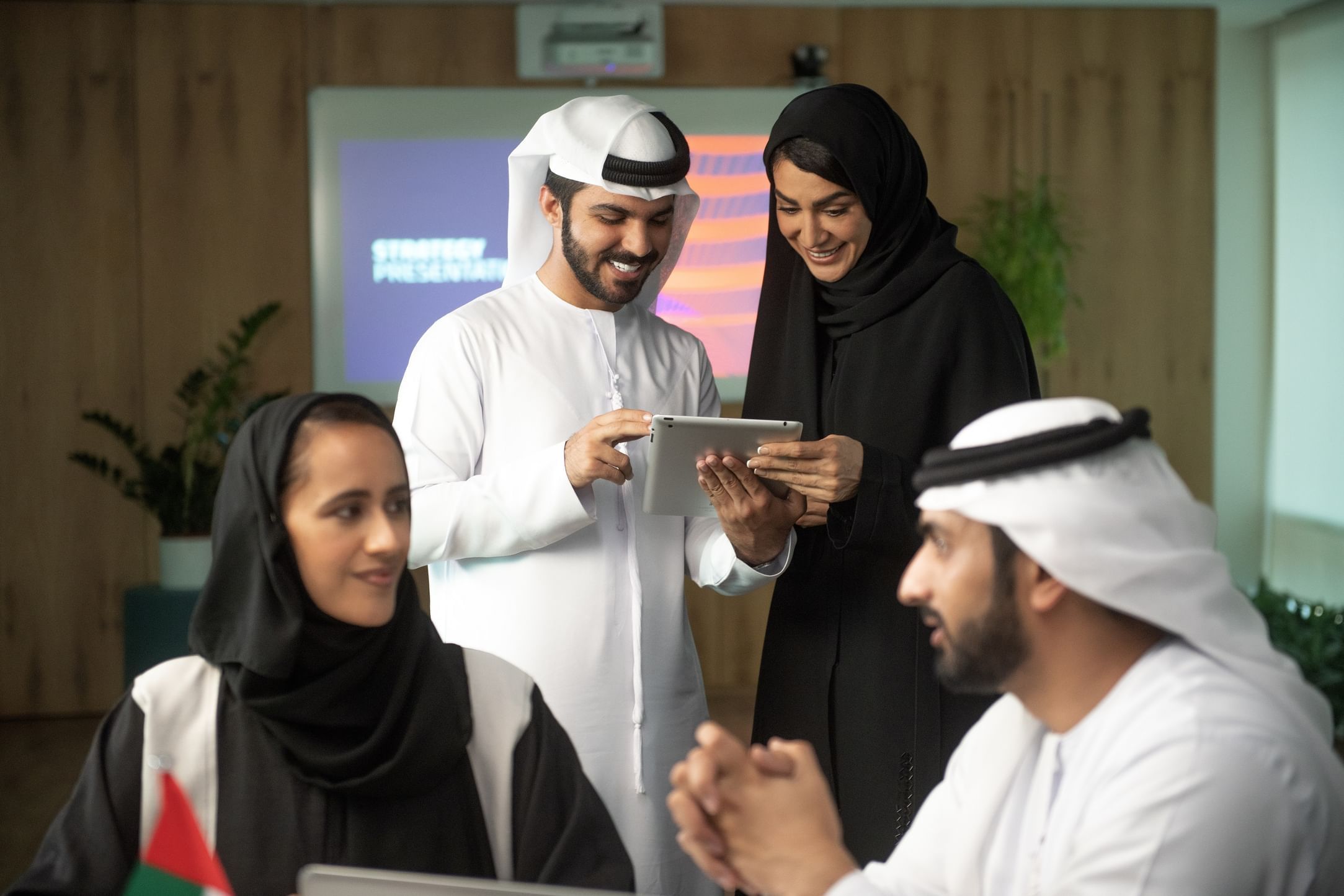 الامارات | "المعاشات" توضح شروط شراء مدة الخدمة الاعتبارية للراغبين في التقاعد عن سن مبكرة