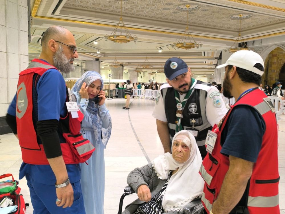 11,800 ساعة تطوعية للكشافة في الحرم المكي خلال رمضان