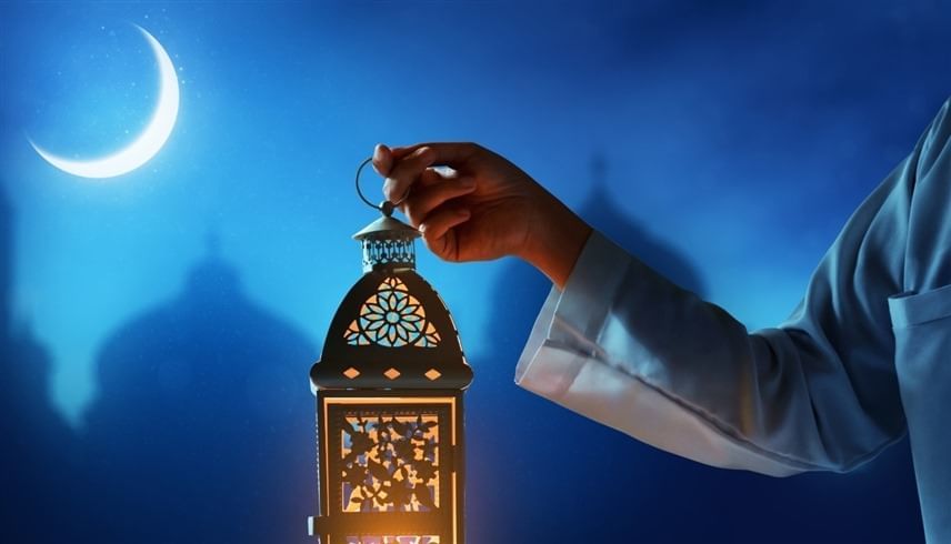 الامارات | رمضان في الإمارات.. عادات وتقاليد تجسد روح التلاحم والتراحم بين أفراد المجتمع