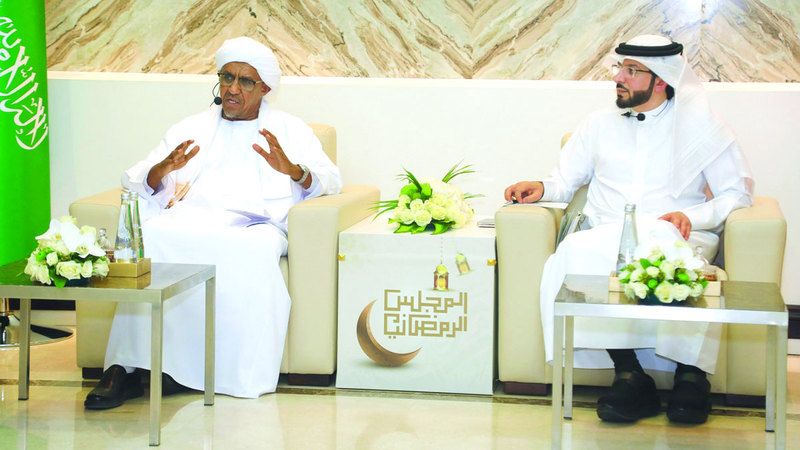الامارات | «وقفات مع لغة القرآن» في المركز التربوي للغة العربية