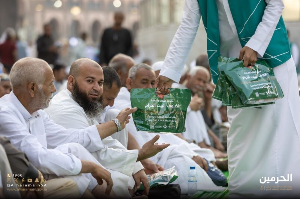 10 ملايين وجبة إفطار في الحرمين الشريفين خلال النصف الأول من رمضان