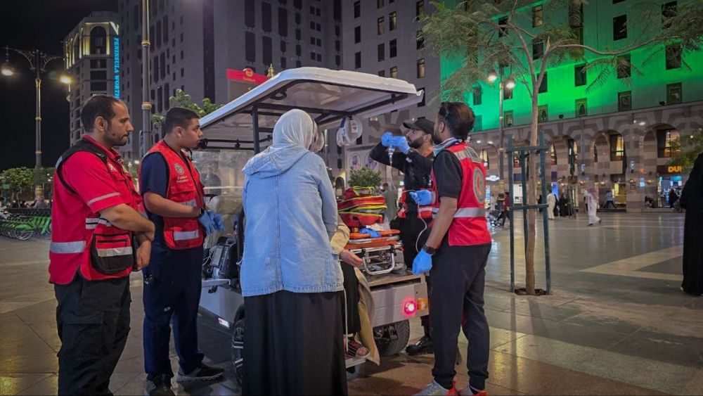 في زمن قياسي.. إنقاذ معتمر باكستاني من جلطة قلبية بالمسجد النبوي