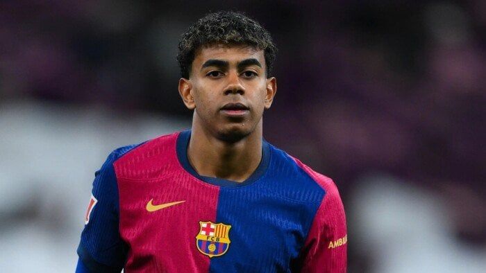برشلونة الأقرب للفوز بدوري أبطال أوروبا، وفقاً للامين يامال!