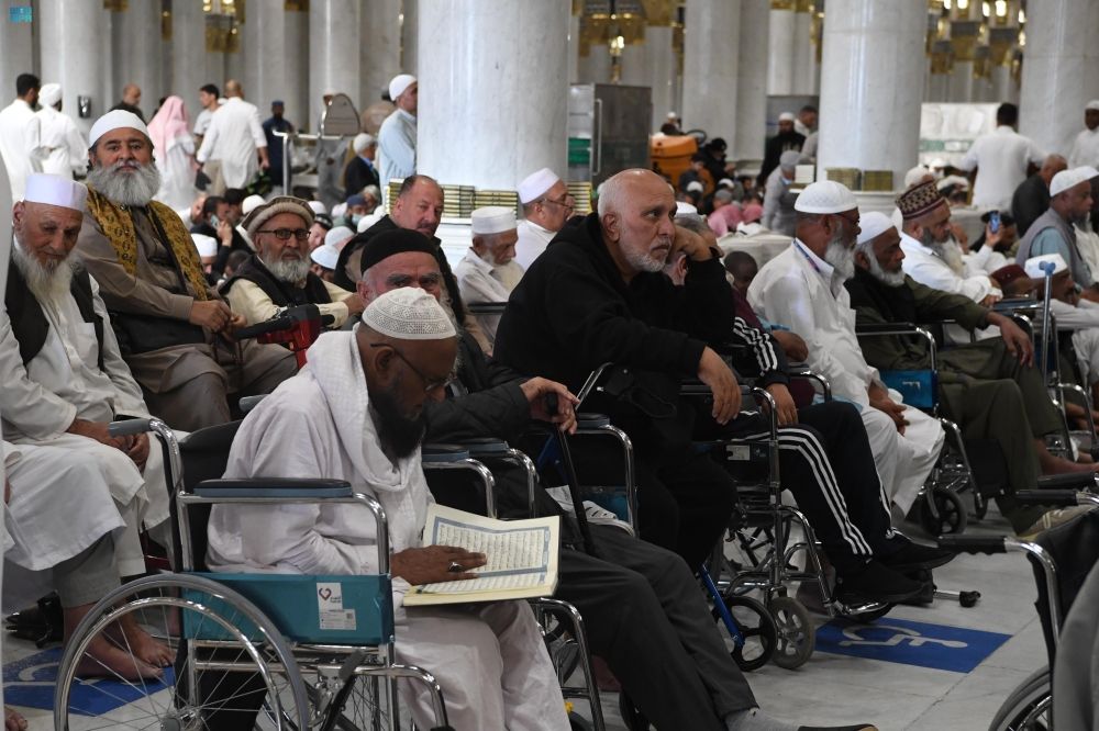 المسجد النبوي.. خدمات متكاملة لكبار السن والأشخاص ذوي الإعاقة