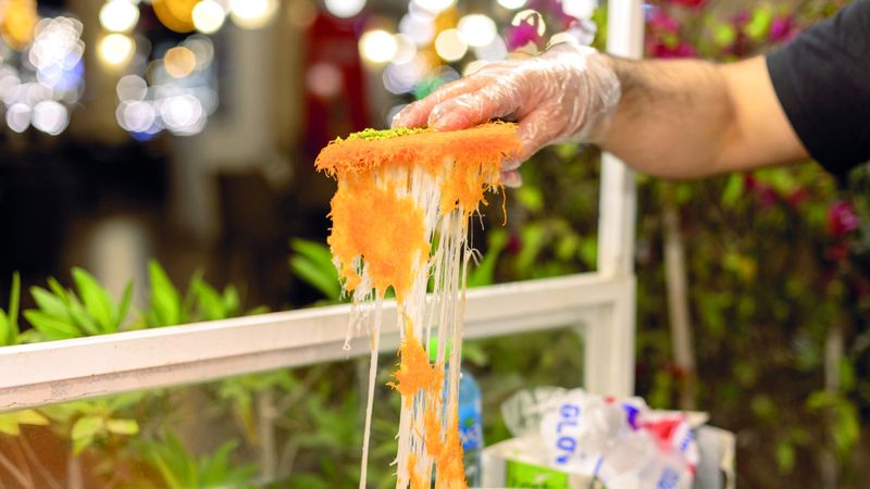 الامارات | 50% من الأفراد يعانون «سمنة رمضان» بسبب 5 عادات