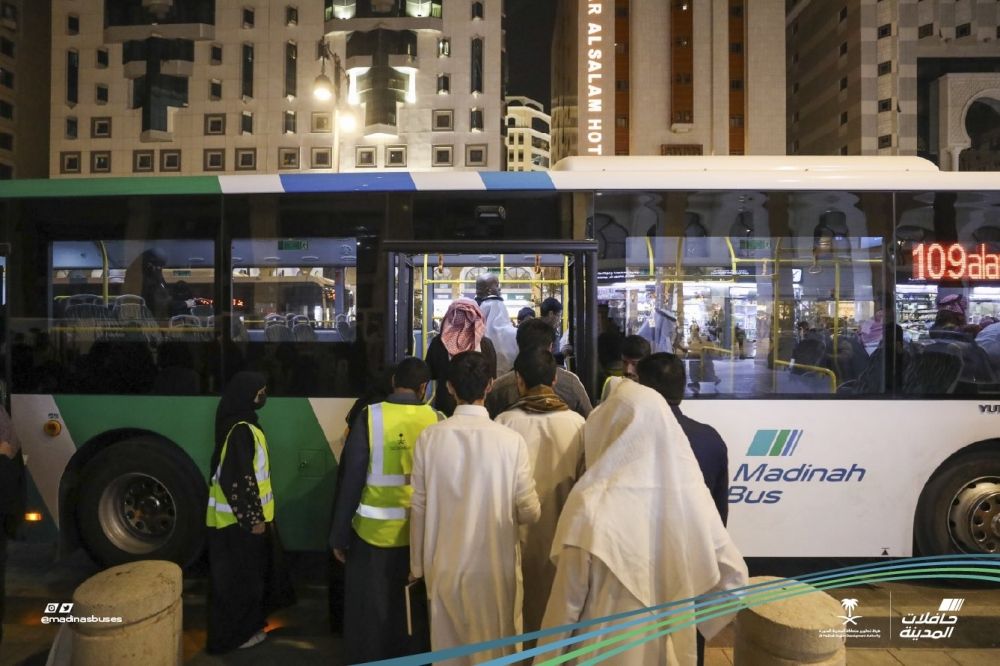 المدينة المنورة.. تمديد مواعيد الحافلات خلال العشر الأواخر