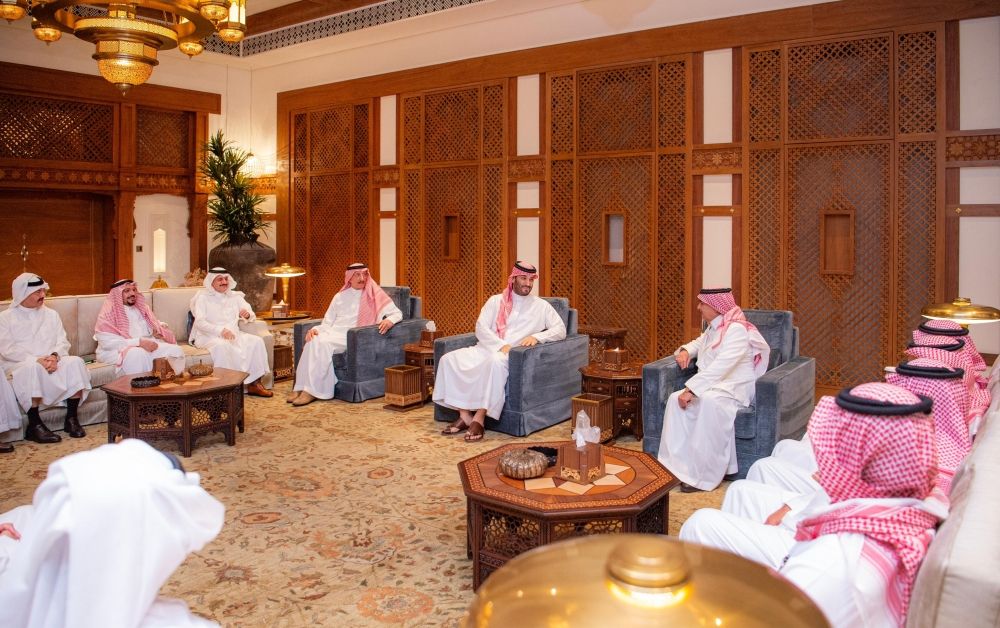 ولي العهد يستقبل أمراء المناطق بمناسبة اجتماعهم السنوي الثاني والثلاثين