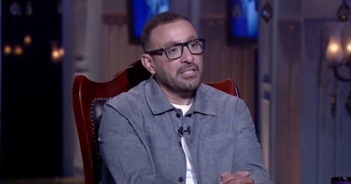 “الاختلافات أمر معتاد” .. أحمد السقا يكشف عن سر انفصاله عن مها الصغير!