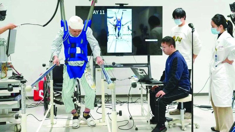 الامارات | أمل جديد لمصابي الشلل.. تقنية تعيد الحركة في أيام