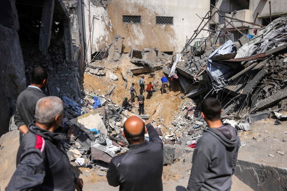 العدوان على غزة.. استشهاد 16 فلسطينيًا في غارات إسرائيلية بالقطاع