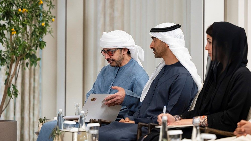 رئيس الدولة يبحث مع رئيس وزراء مونتينيغرو تعزيز علاقات التعاون ويشهد توقيع اتفاقيتين بين البلدين