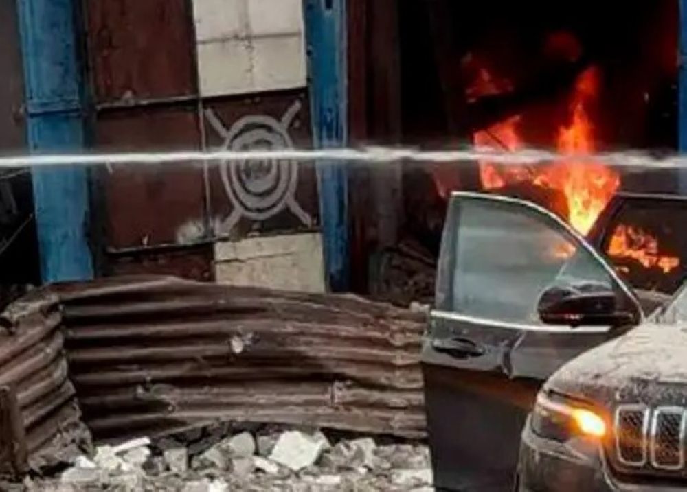 مقتل 14 شخصًا.. روسيا تستهدف بلدة زيلينسكي بصاروخ بالستي