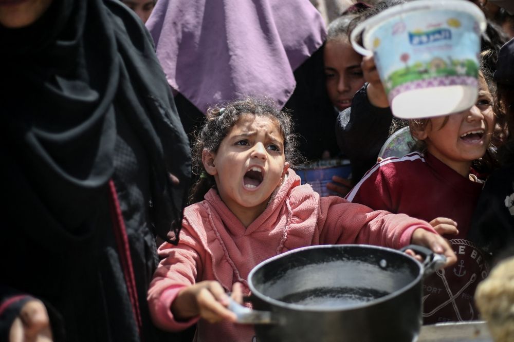 17952 شهيدًا و350 معتقلًا.. جرائم الاحتلال تتواصل ضد أطفال فلسطين