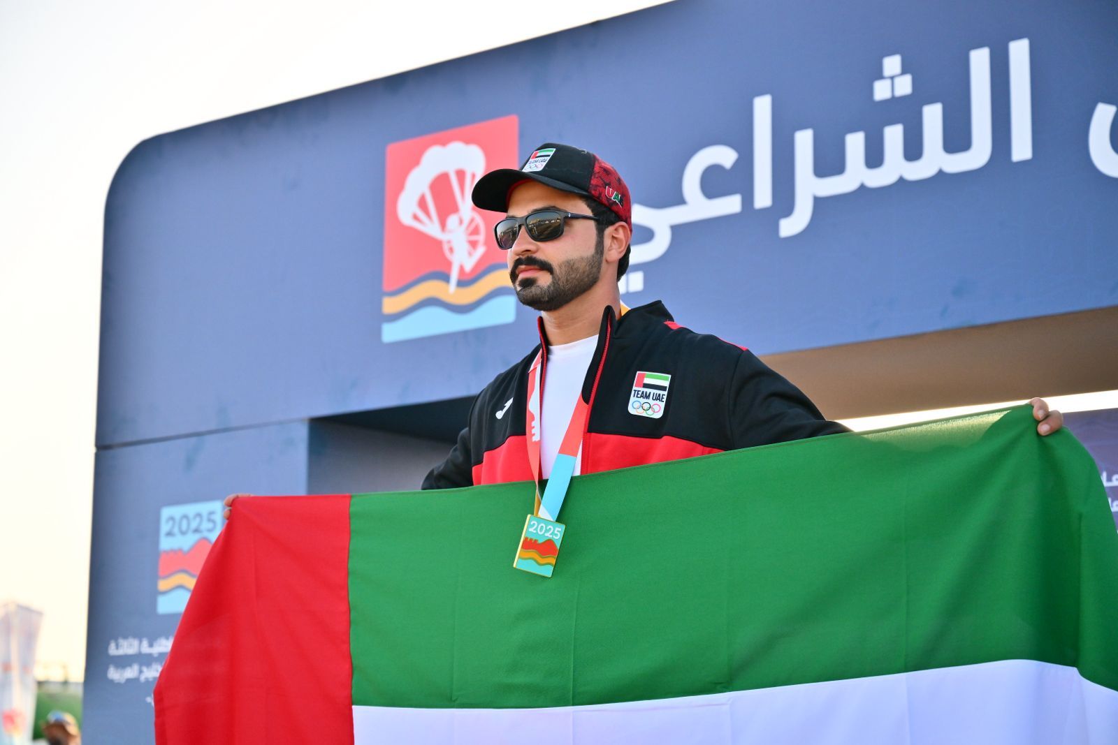 الامارات | الحمادي يتقلد ذهب الطيران الشراعي في «الألعاب الخليجية»