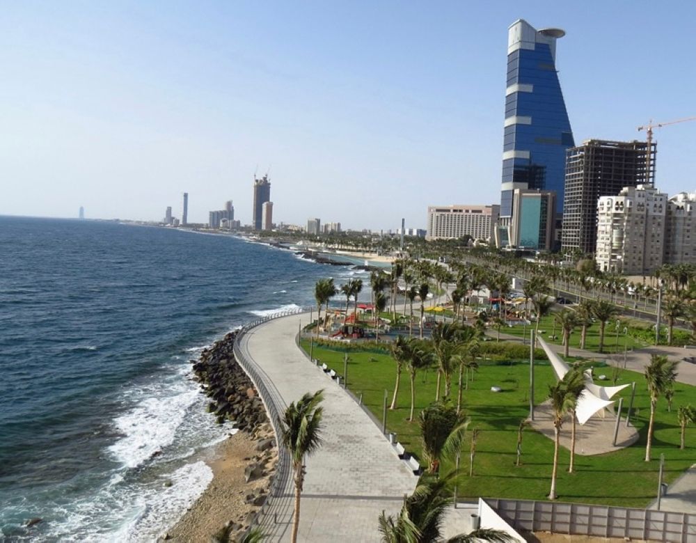 رفع أكثر من 138 ألف متر مكعب من المخلفات بجدة خلال فبراير 