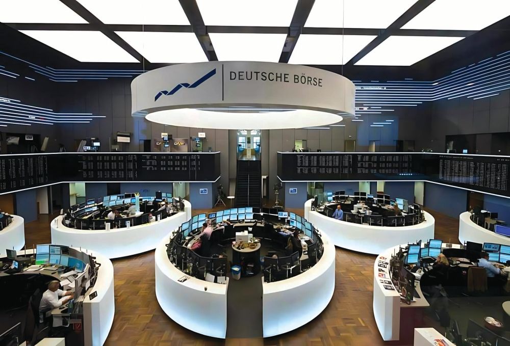 الأسواق البريطانية.. مؤشر بورصة لندن يغلق مرتفعًا 0.64%