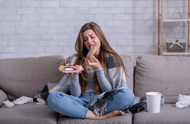 الامارات | "الأكل العاطفي".. أسبابه وطرق السيطرة عليه