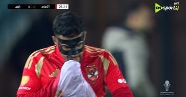 يحيى عطية الله يغادر مباراة الأهلي وبيراميدز باكياً.. والدبيس بديلا