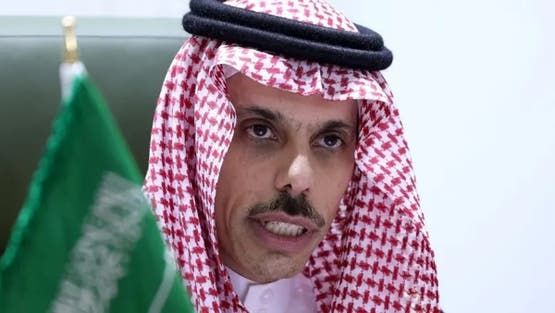 الخليج اليوم .. وزير الخارجية السعودي يبحث مع نظيره الإيراني أوضاع المنطقة