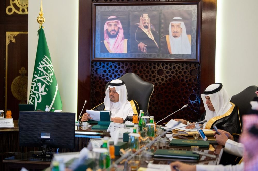 لجنة الحج تستعرض جاهزية المشاعر المقدسة ومشاريع التبريد والتشجير