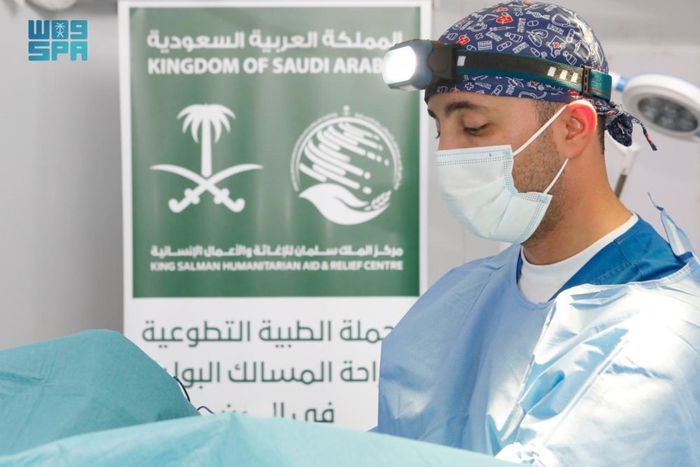 "الملك سلمان للإغاثة" بالأردن.. 40 عملية زراعة قوقعة لأطفال فلسطينيين