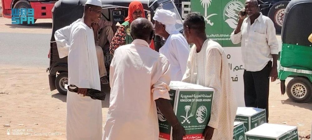 في 3 دول.. مركز الملك سلمان للإغاثة يقدم مساعدات غذائية وطبية