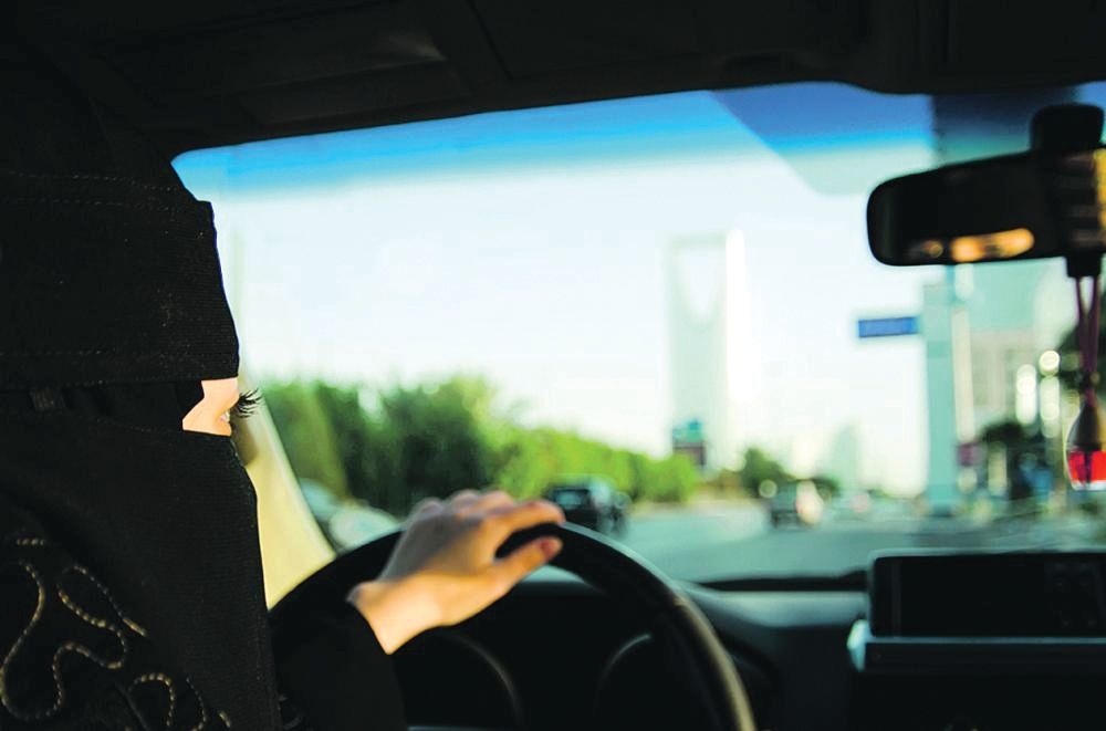 اختيار التأمين وتغطية للأقارب.. تعديل ضوابط التأجير التمويلي للمركبات
