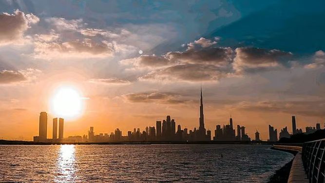 الامارات | انخفاض درجات الحرارة الخميس المقبل