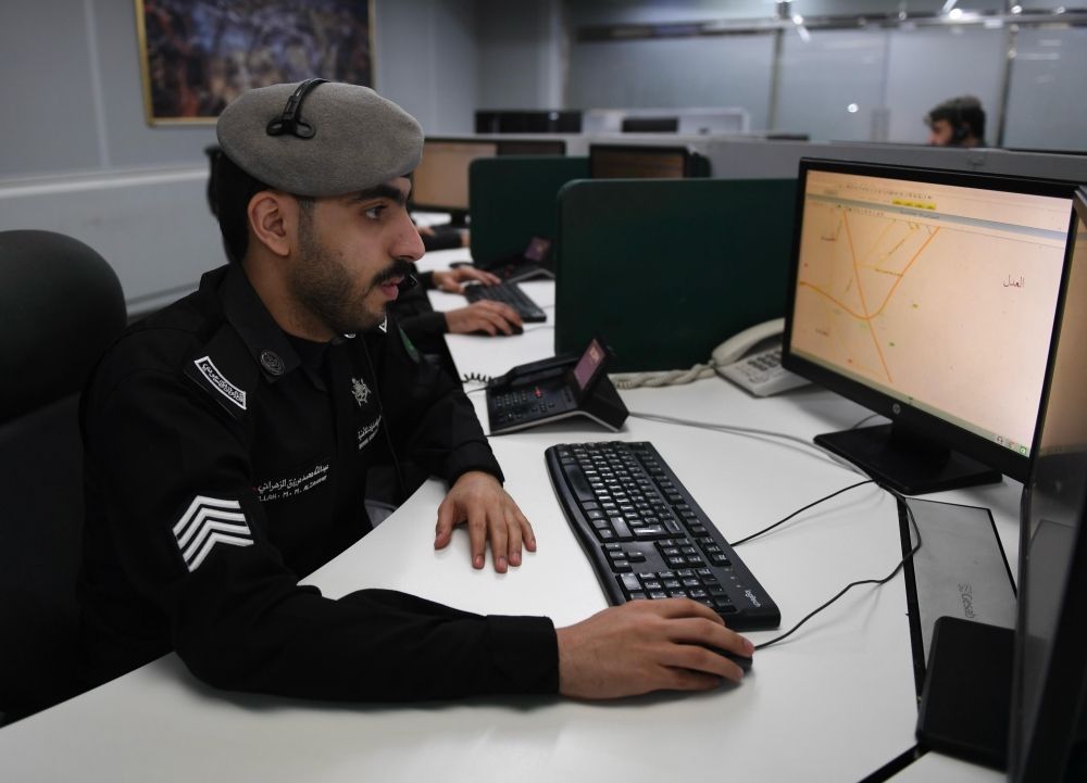 "الداخلية": غرامة 50 ألف ريال على التأخر بالإبلاغ عن مغادرة من انتهت تأشيرة دخولهم