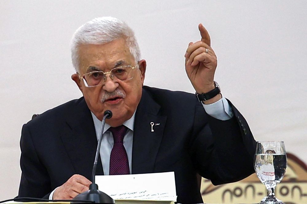 عباس: حرب الإبادة الجماعية نكبة جديدة تهدد الوجود الفلسطيني