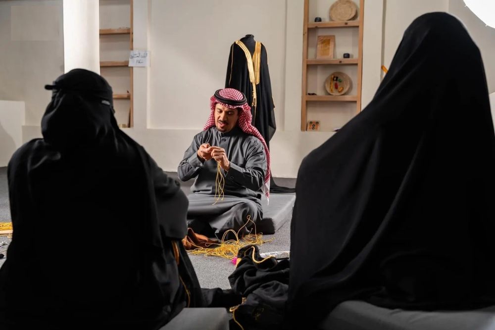 الموعد ورابط التسجيل.. إطلاق الدفعة الثالثة من تلمذة البشت الحساوي