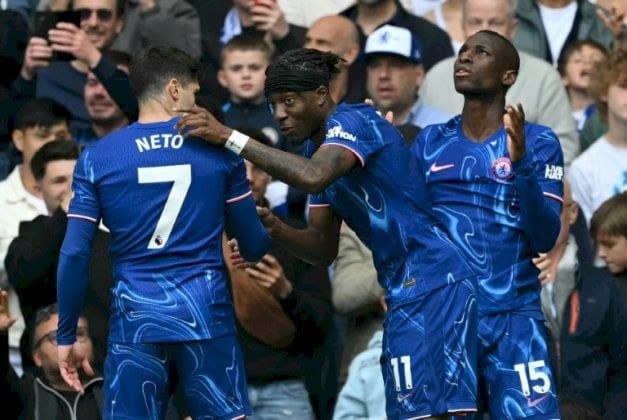 بطولة إنكلترا: تشلسي يعزز آماله بالتأهل الى دوري الابطال بفوزه على إيفرتون