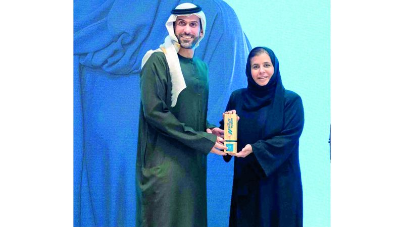 الامارات | حسين المنصوري.. سفير القيم الإماراتية الأصيلة