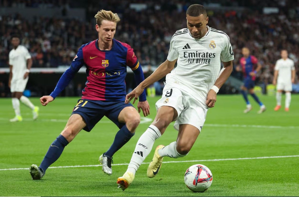 الامارات | موعد "كلاسيكو إسبانيا" بين برشلونة وريال مدريد في نهائي الكأس.. والقنوات الناقلة
