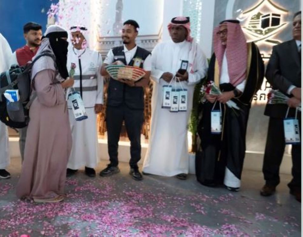 صور| بدء وصول طلائع رحلات الحجاج إلى المدينة المنورة