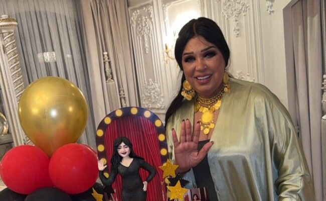 فيفي عبده تحتفل بعيد ميلادها الـ 72 وسط أصدقائها.. وهذه رسالتها