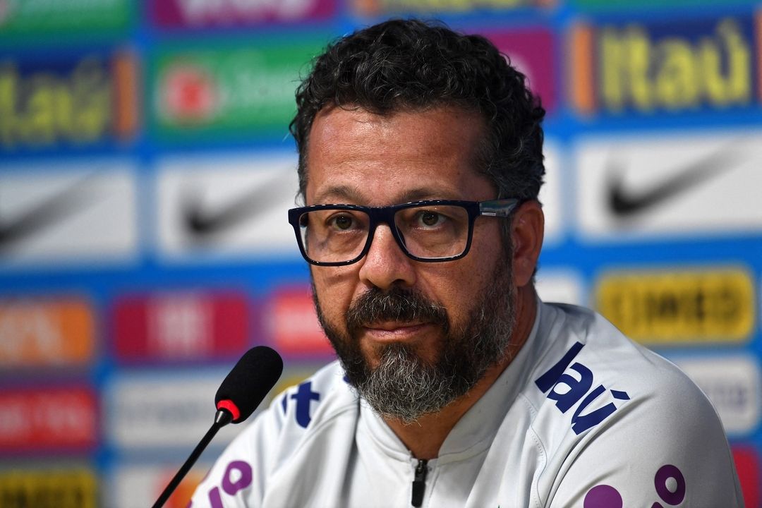 الامارات | مدرب جديد لفريق نيمار.. الفريق في مركز حرج!