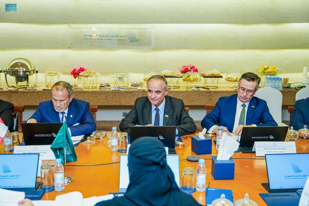 وزير خارجية البيرو يؤكد رغبة بلاده في زيادة صادراتها للمملكة
