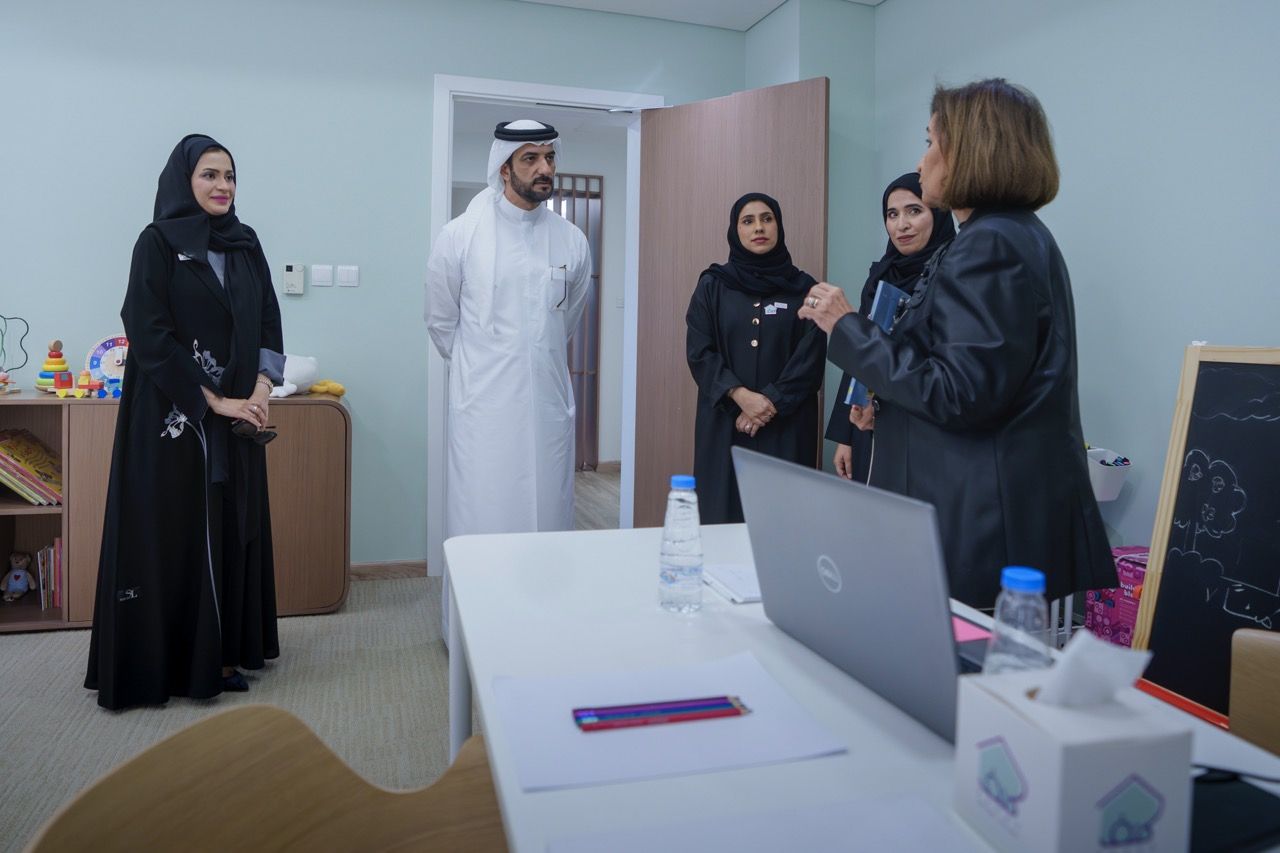 الامارات | سلطان بن أحمد القاسمي يزور "كنف" بيت الطفل في الشارقة
