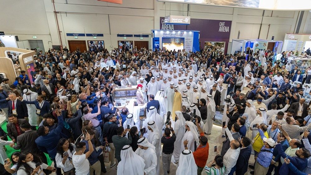 محمد بن راشد: بتوجيهات محمد بن زايد.. الإمارات مستمرة في الاستثمار في تعزيز قدراتها الاقتصادية وإمكاناتها السياحية