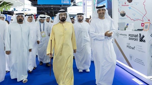 محمد بن راشد: بتوجيهات محمد بن زايد.. الإمارات مستمرة في الاستثمار في تعزيز قدراتها الاقتصادية وإمكاناتها السياحية