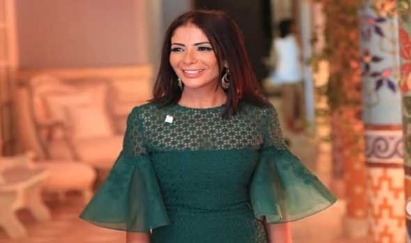 منى زكي تكشف حقيقة خوضها دراما رمضان المقبل