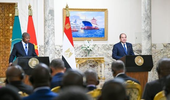 نشاط مكثف للرئيس السيسى خلال النصف الثانى من أبريل.. فيديو