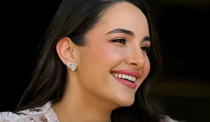 مقطع فيديو رومانسي لـ شام الذهبي برفقة زوجها يثير تفاعل المتابعين