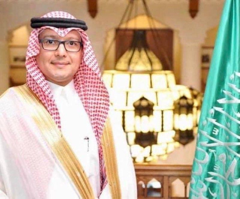 السعودية | سفير خادم الحرمين الشريفين لدى لبنان يُقلّد الملحق العسكري رتبته الجديدة