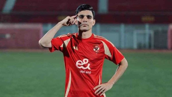 شوبير ينتقد أداء" بن شرقي" رغم صناعته لهدف أمام بتروجيت.. ومدرب الأهلي يتحرك لحل الأزمة
