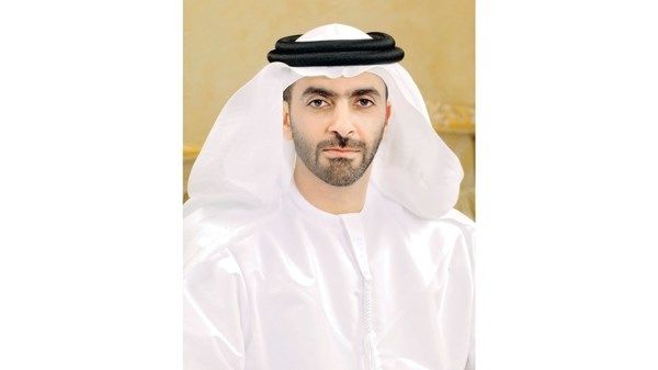 سيف بن زايد يلتقي في موسكو المدعي العام الروسي