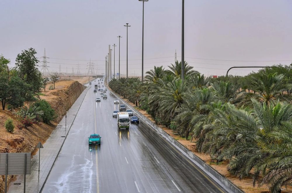"الأرصاد" ينبه من أمطار متوسطة ورياح على منطقة الباحة