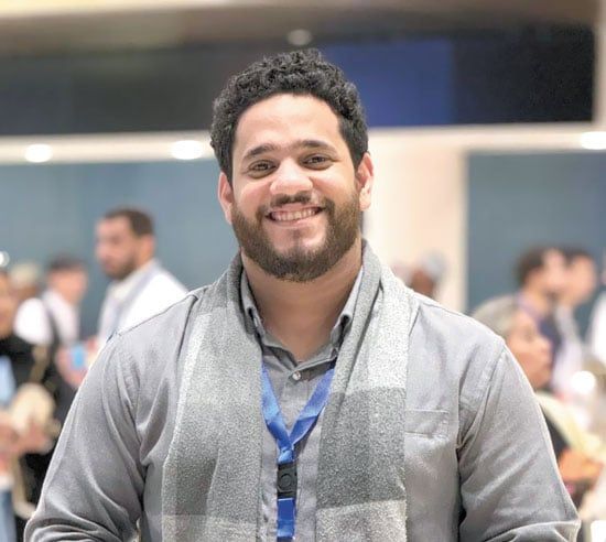 هل تفتح التقنيات الرقمية باب التطوير أمام المسرح أم تغلق فضاء الإبداع