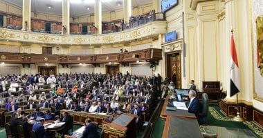 نائب فى عيد العمال: الدولة تراهن على سواعد المصريين لصناعة وطن يعتمد على أبنائه